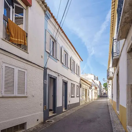 Lovely In With Terrace - Close To